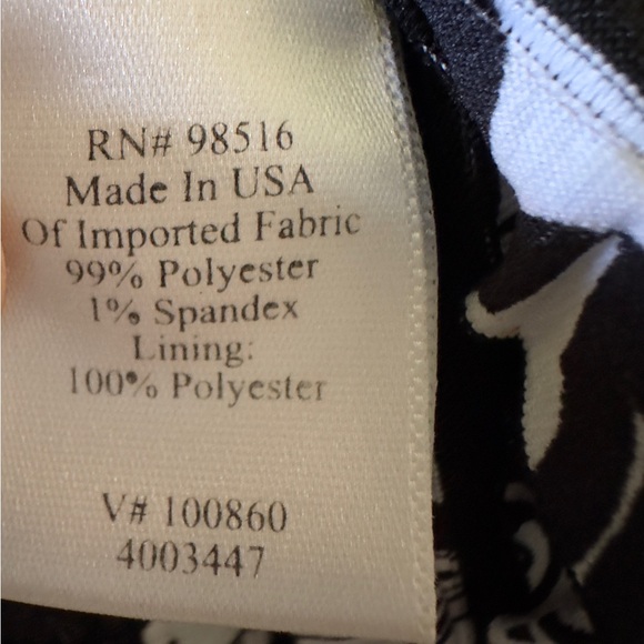 Coldwater Creek Black rippled stripe S Sleeve Pullover Top-Preowned Excellent - Picture 9 of 9